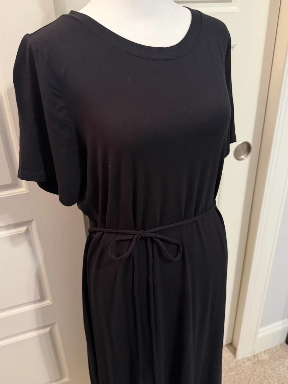 Banana Republic Black Crewneck Dress